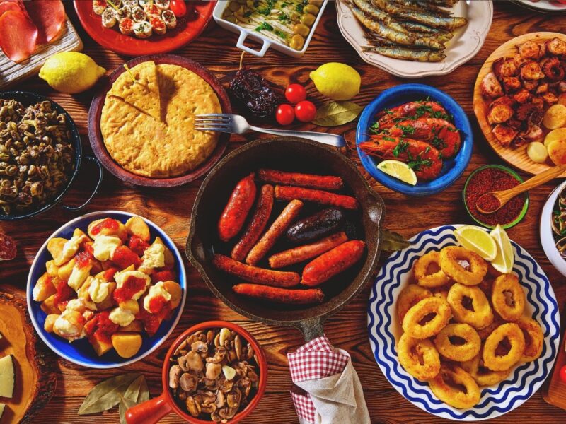 游览西班牙必须品尝的传统美食